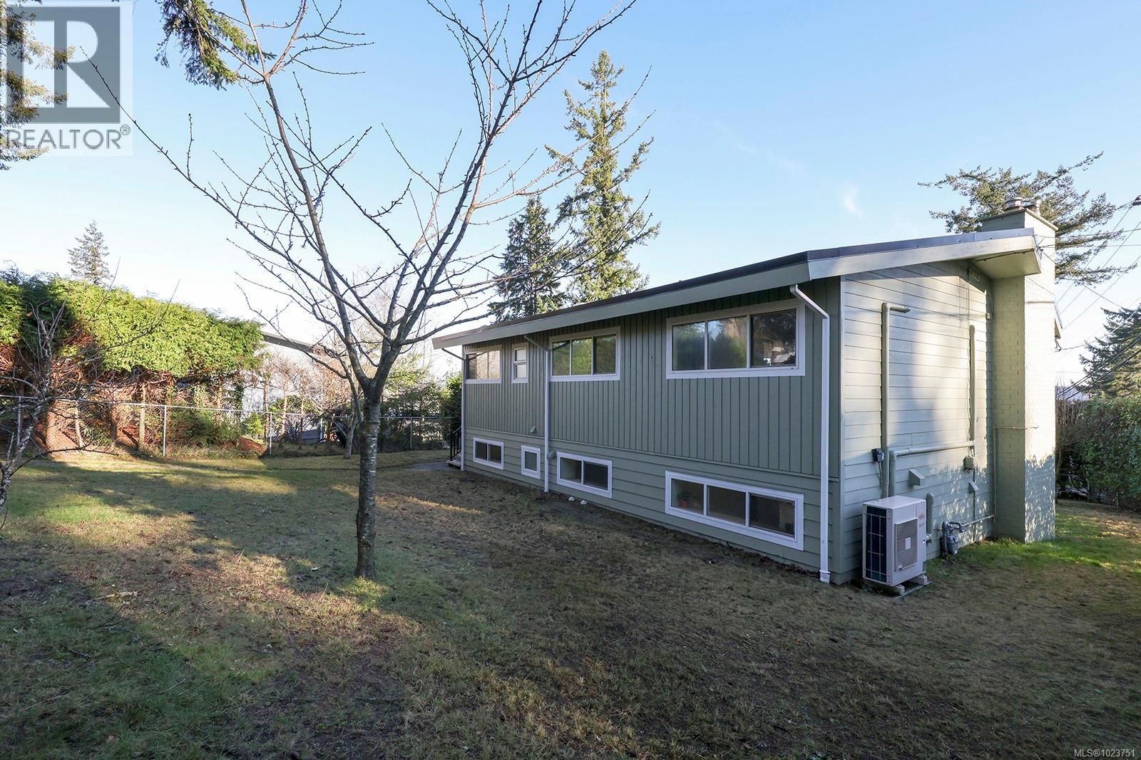 201 Mccarthy St, Campbell River, British Columbia  V9W 2R4 - Photo 36 - 1023751