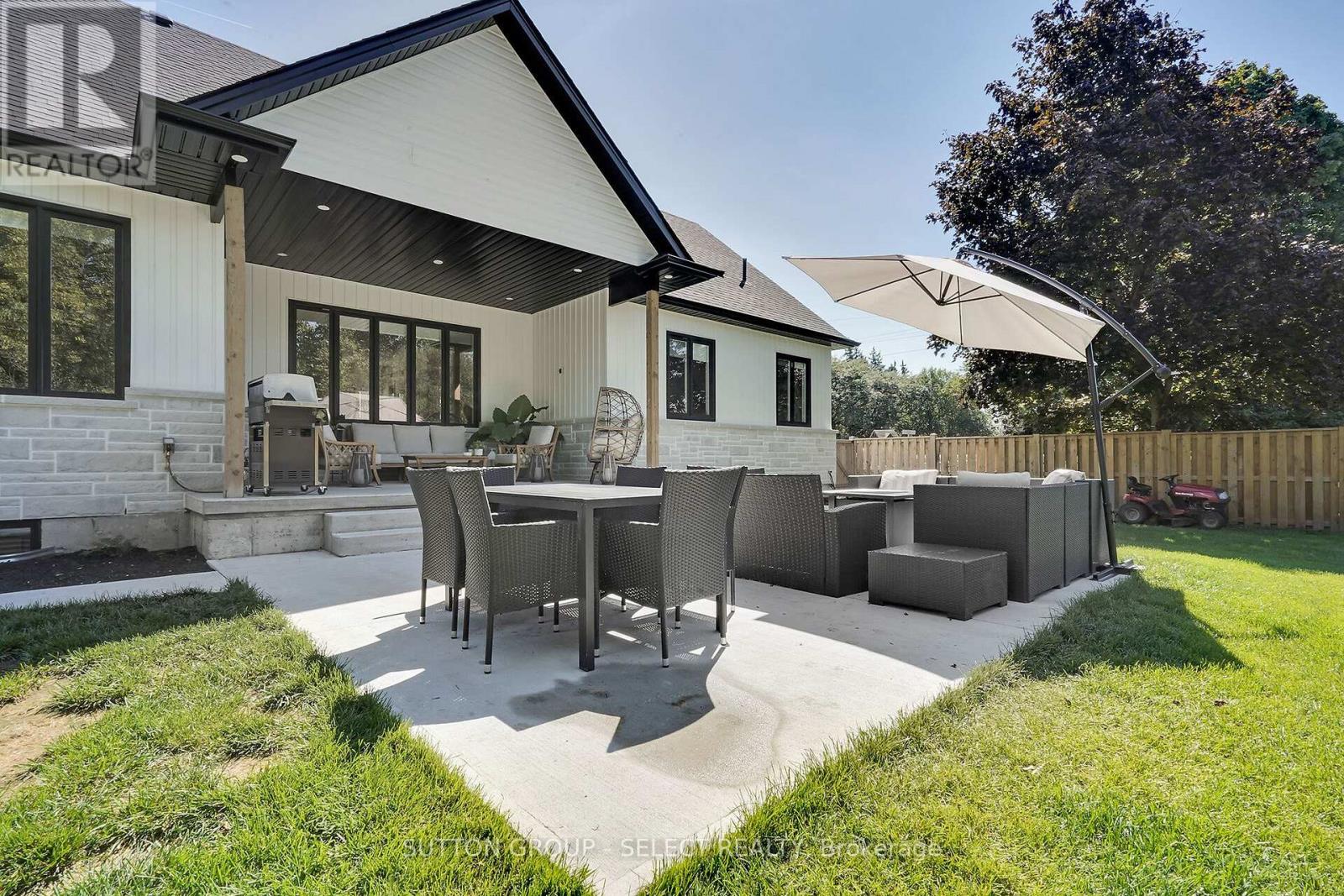 97 Simcoe Avenue, Middlesex Centre, Ontario  N0L 1R0 - Photo 12 - X12718690