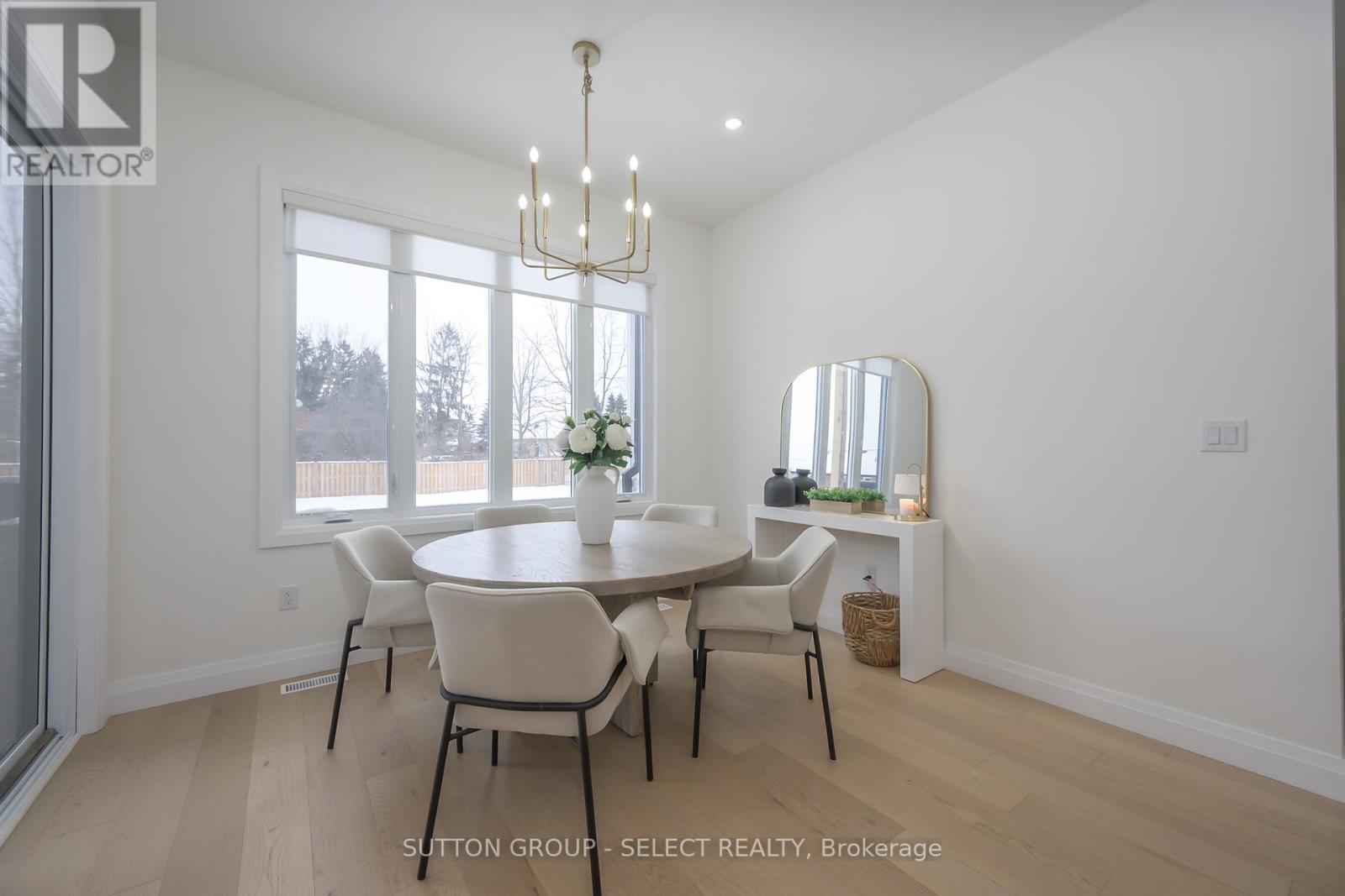 97 Simcoe Avenue, Middlesex Centre, Ontario  N0L 1R0 - Photo 15 - X12718690