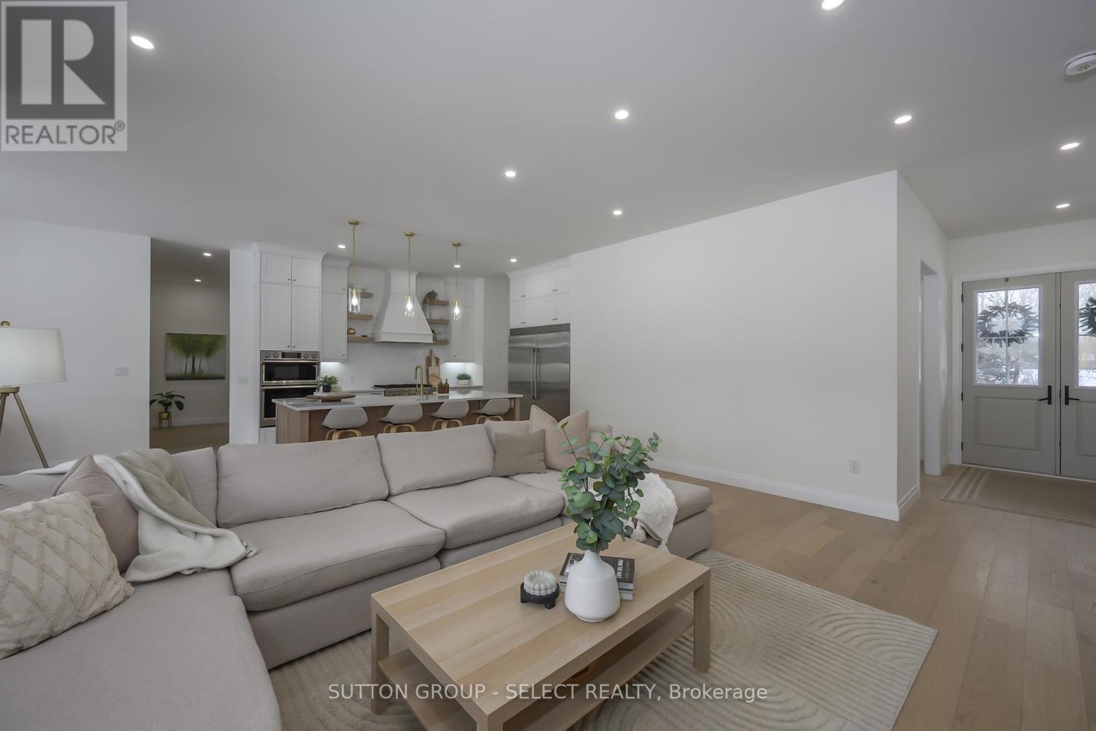 97 Simcoe Avenue, Middlesex Centre, Ontario  N0L 1R0 - Photo 25 - X12718690