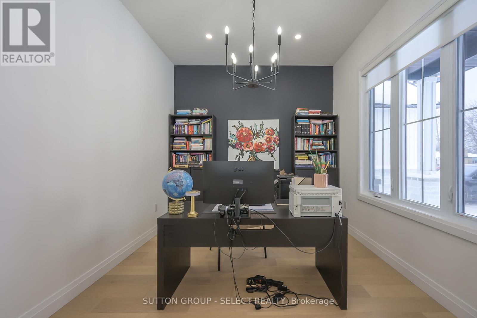 97 Simcoe Avenue, Middlesex Centre, Ontario  N0L 1R0 - Photo 36 - X12718690