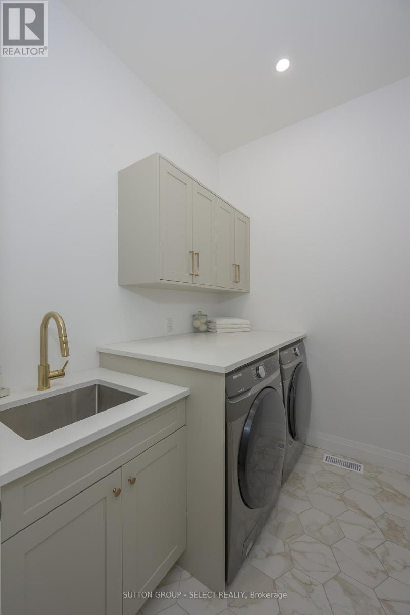 97 Simcoe Avenue, Middlesex Centre, Ontario  N0L 1R0 - Photo 37 - X12718690