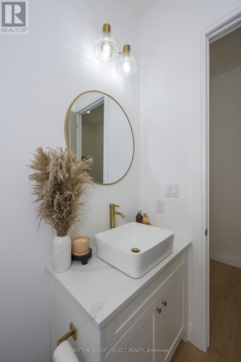 97 Simcoe Avenue, Middlesex Centre, Ontario  N0L 1R0 - Photo 38 - X12718690