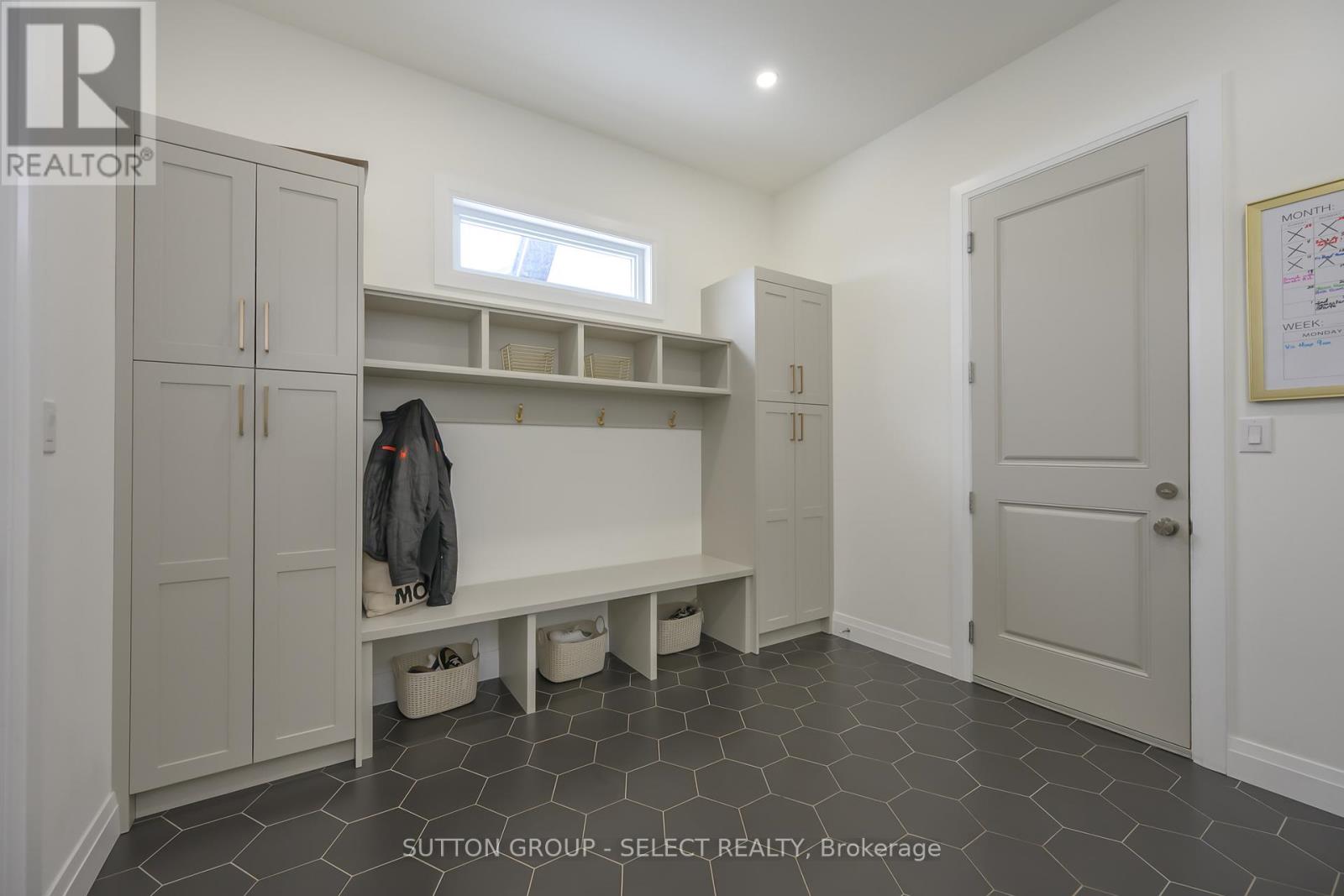 97 Simcoe Avenue, Middlesex Centre, Ontario  N0L 1R0 - Photo 40 - X12718690