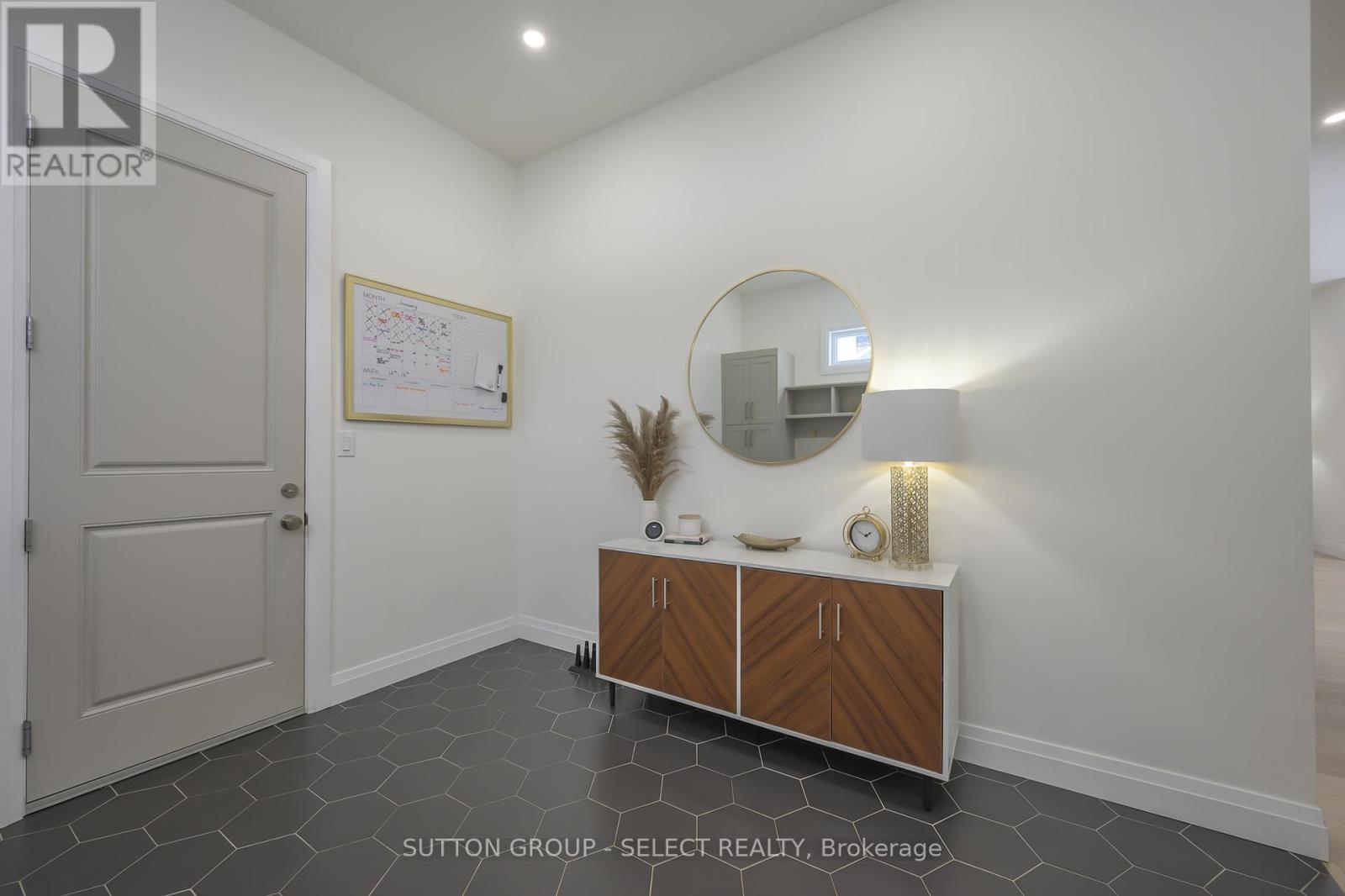 97 Simcoe Avenue, Middlesex Centre, Ontario  N0L 1R0 - Photo 41 - X12718690