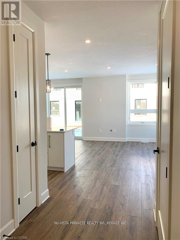 148 - 175 Doan Drive, Middlesex Centre, Ontario  N0L 1R0 - Photo 10 - X12718780