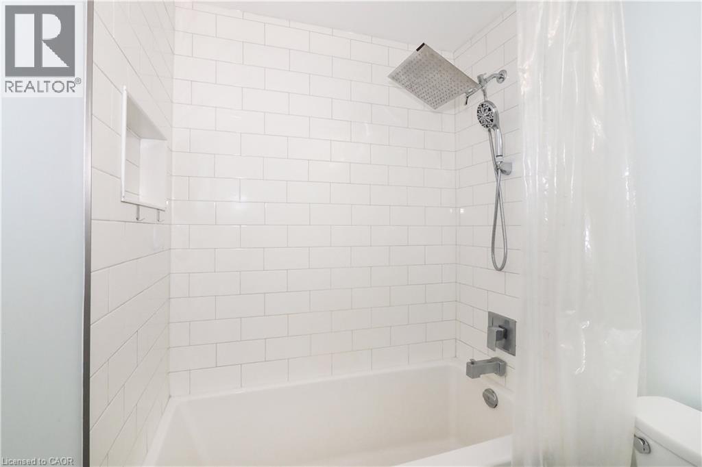 255 Northlake Drive Unit# 27, Waterloo, Ontario  N2V 1Z2 - Photo 21 - 40799507