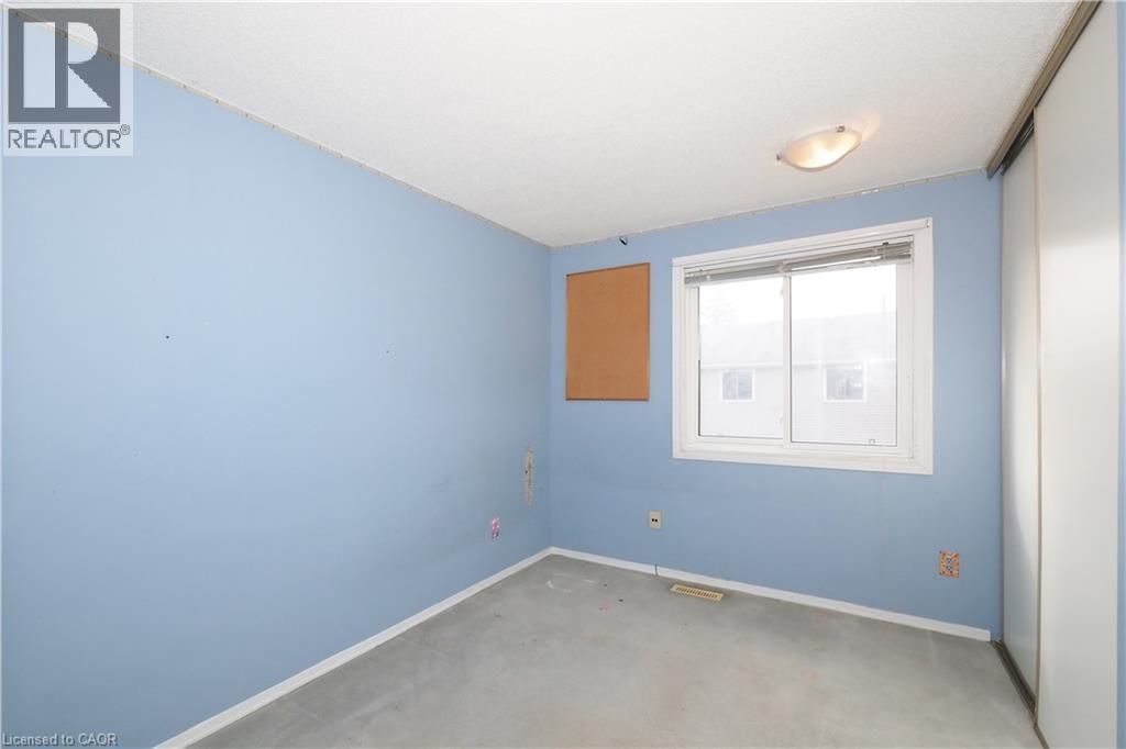 255 Northlake Drive Unit# 27, Waterloo, Ontario  N2V 1Z2 - Photo 18 - 40799507