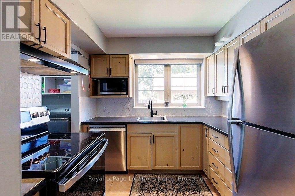 115 Robinson Street, Collingwood, Ontario  L9Y 3M2 - Photo 15 - S12291722