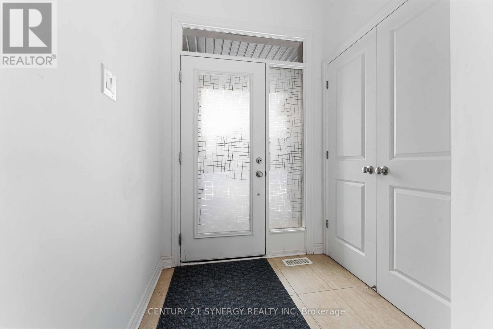 214 Hawkeswood Drive, Ottawa, Ontario  K4M 0E2 - Photo 3 - X12718760