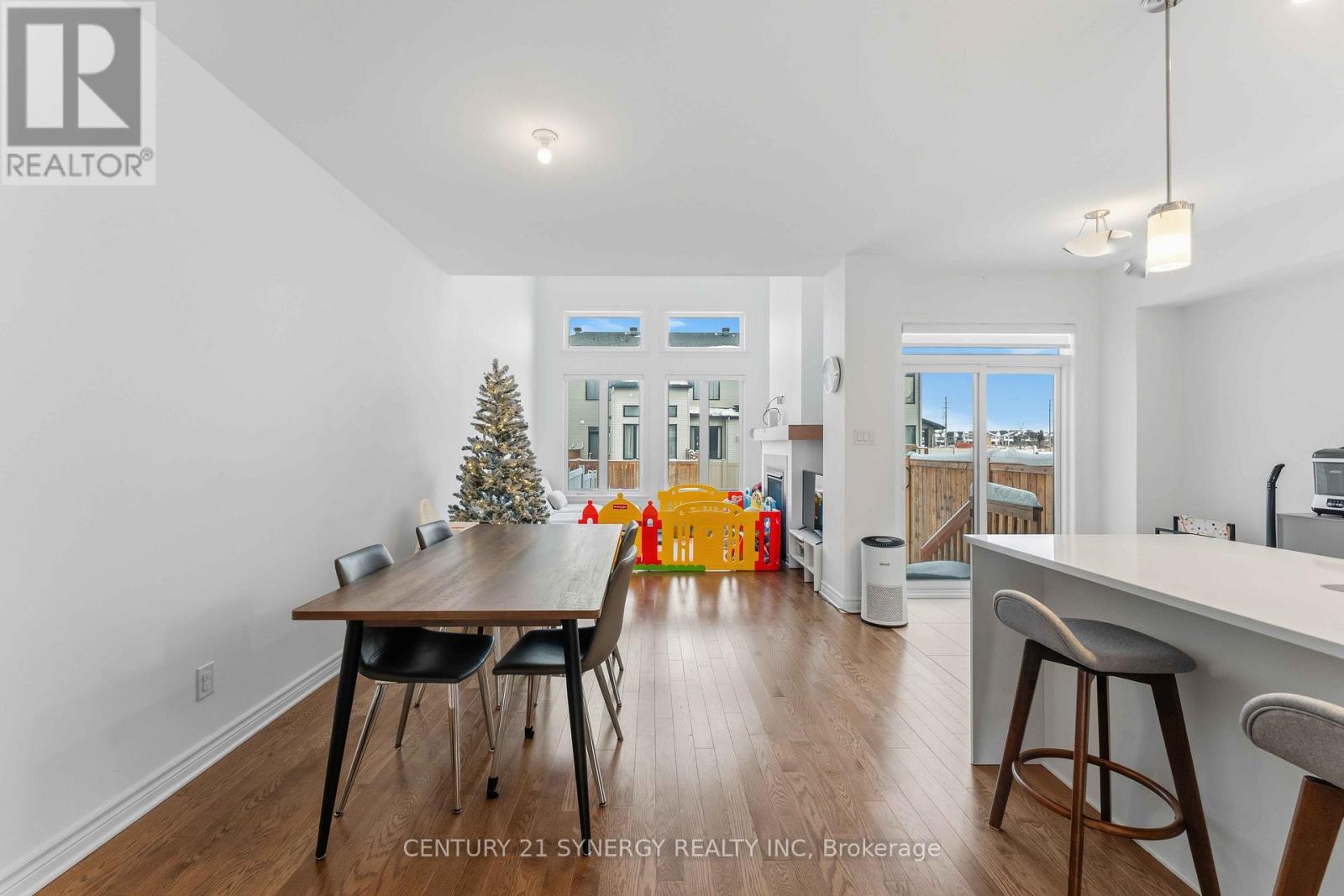 214 Hawkeswood Drive, Ottawa, Ontario  K4M 0E2 - Photo 4 - X12718760