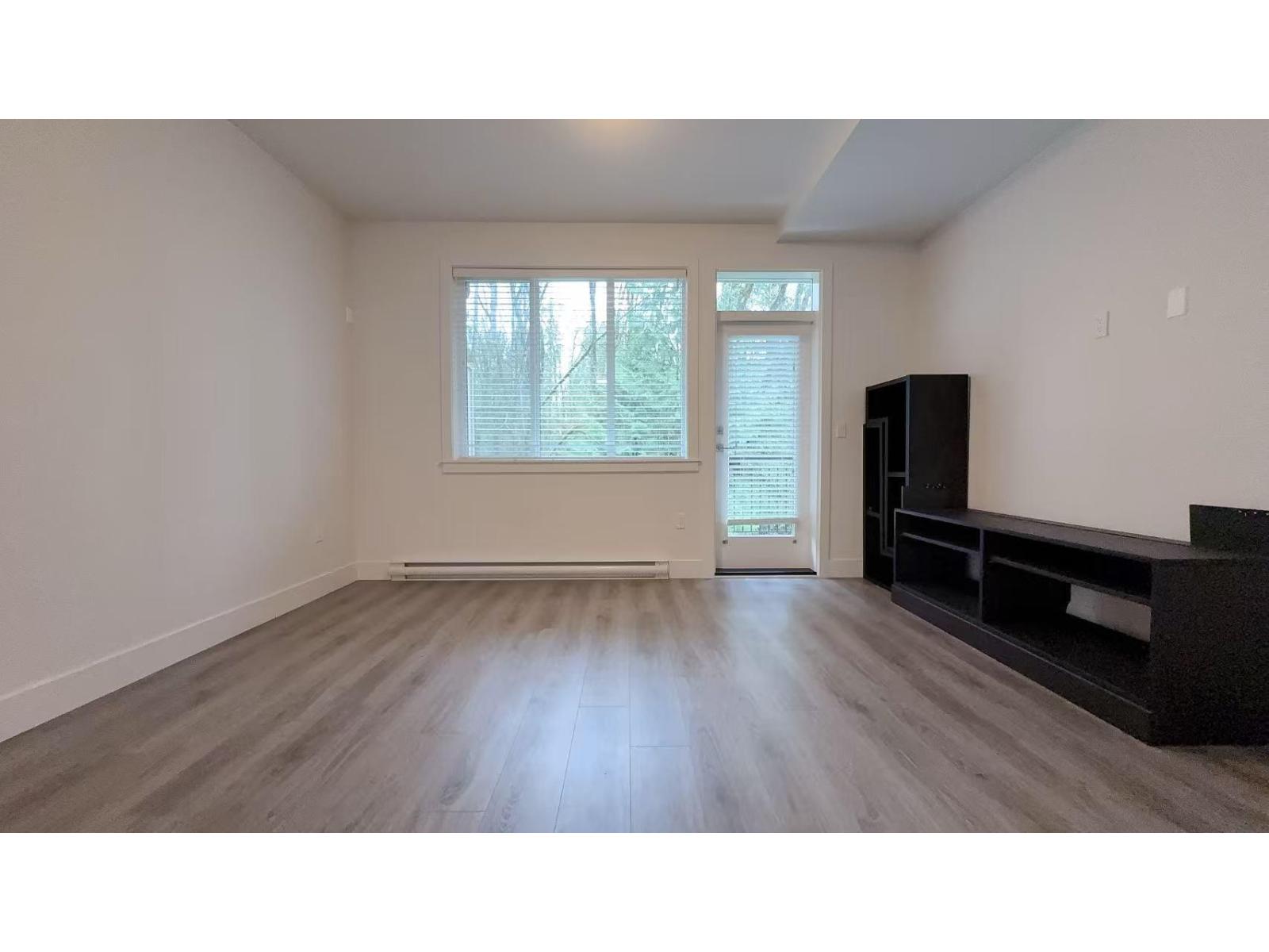 109 9718 161a Street, Surrey, British Columbia  V4N 6S7 - Photo 2 - R3082014