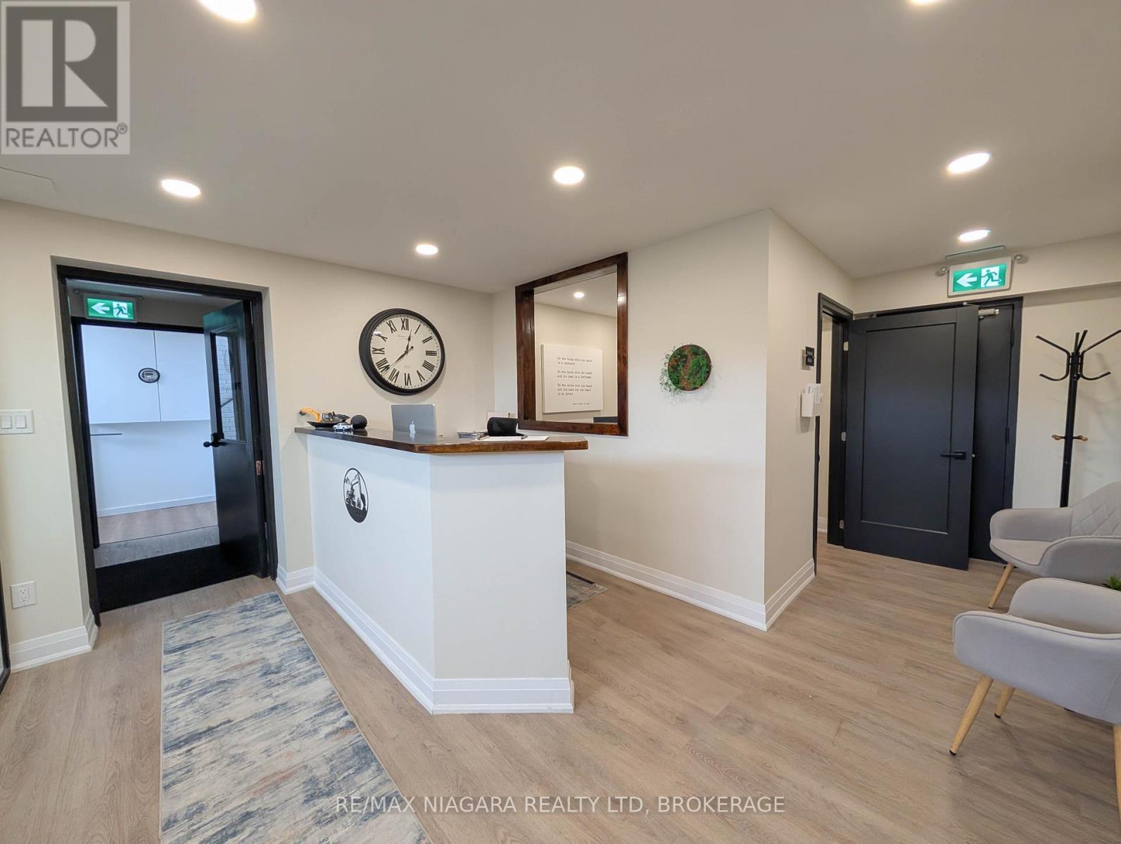 Lower - 174 Eastchester Avenue, St. Catharines, Ontario  L2P 2Z7 - Photo 4 - X12718718