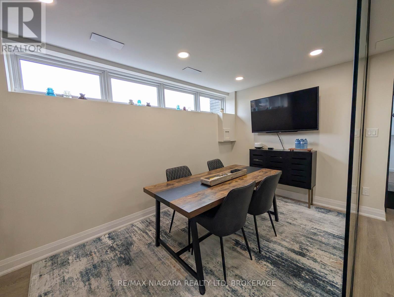 Lower - 174 Eastchester Avenue, St. Catharines, Ontario  L2P 2Z7 - Photo 9 - X12718718