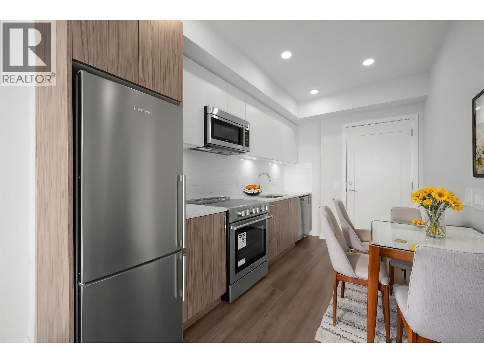 405 5535 Hastings Street, Burnaby, British Columbia  V5B 1R2 - Photo 4 - R3081981