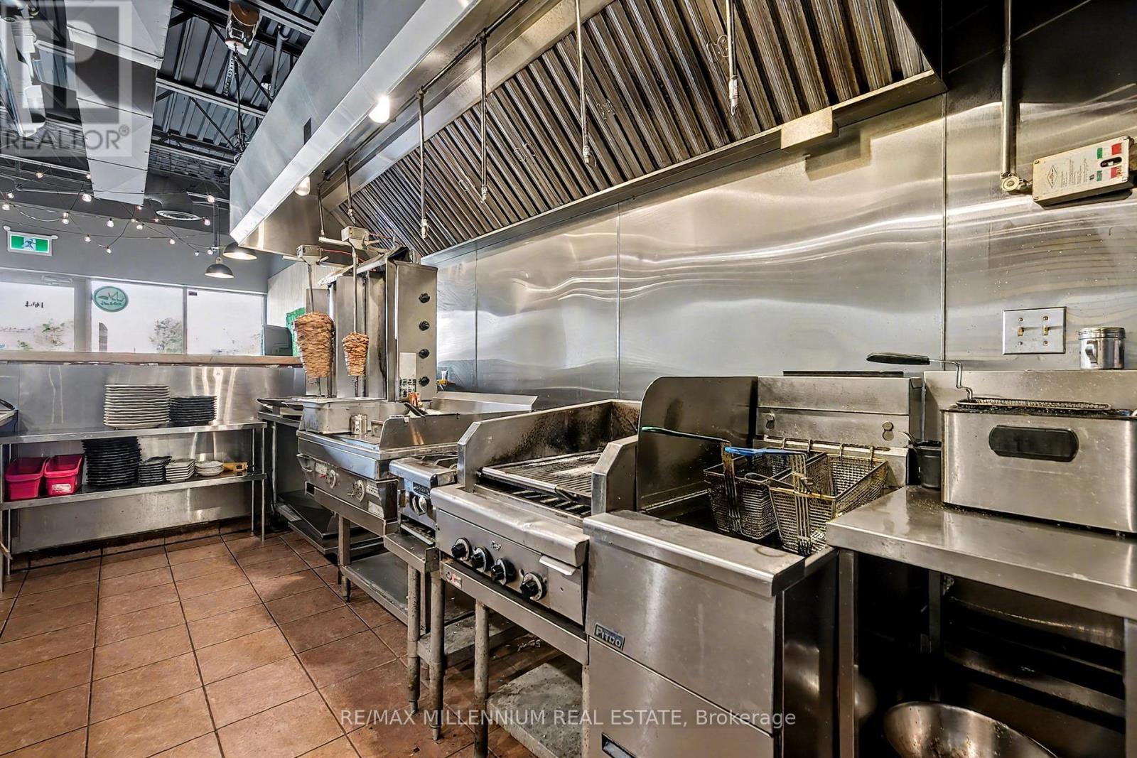 104 - 325 Max Becker Drive, Kitchener, Ontario  N2E 4H5 - Photo 15 - X12717624