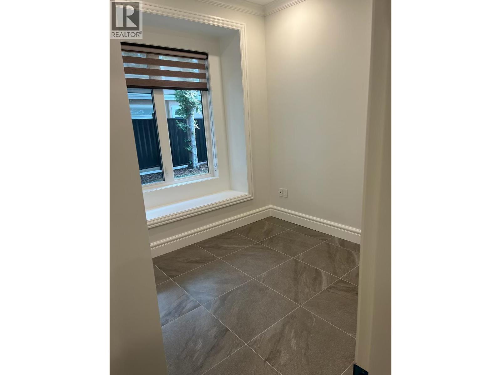 6380 Taseko Crescent, Richmond, British Columbia  V7C 2N5 - Photo 3 - R3081992