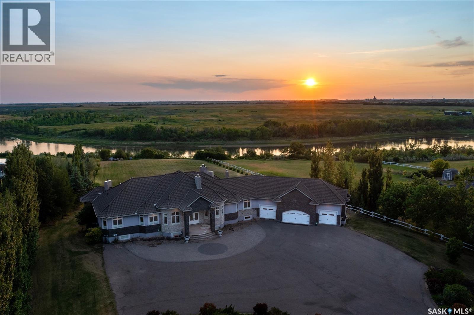 72 Rivers Edge Lane, Corman Park Rm No. 344, Saskatchewan  S7K 3J9 - Photo 2 - SK023838