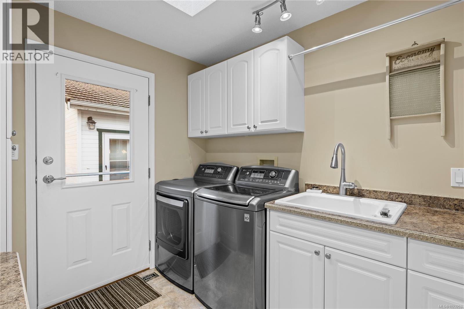 3321 Schooner Cove Dr, Nanoose Bay, British Columbia V9P 9H6 - Photo 39 - 1023253