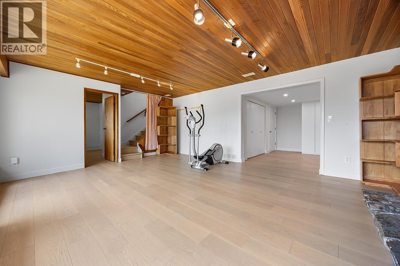 96 Bonnymuir Drive, West Vancouver, British Columbia  V7S 1L2 - Photo 8 - R3081945