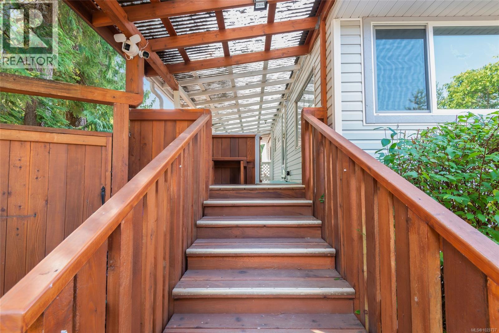 1520 King Rd, Qualicum Beach, British Columbia  V9K 2A8 - Photo 3 - 1023737