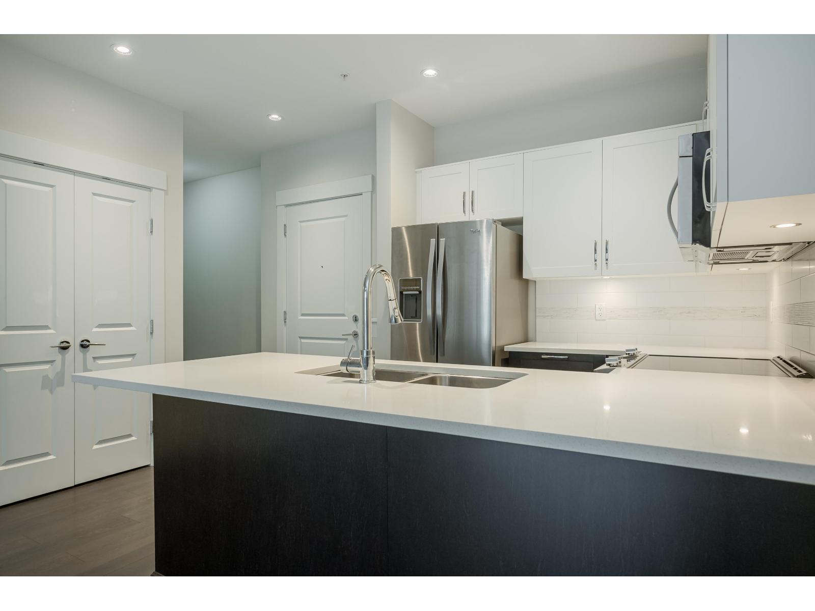 316 20728 Willoughby Town Centre Drive, Langley, British Columbia  V2Y 0P3 - Photo 8 - R3081454