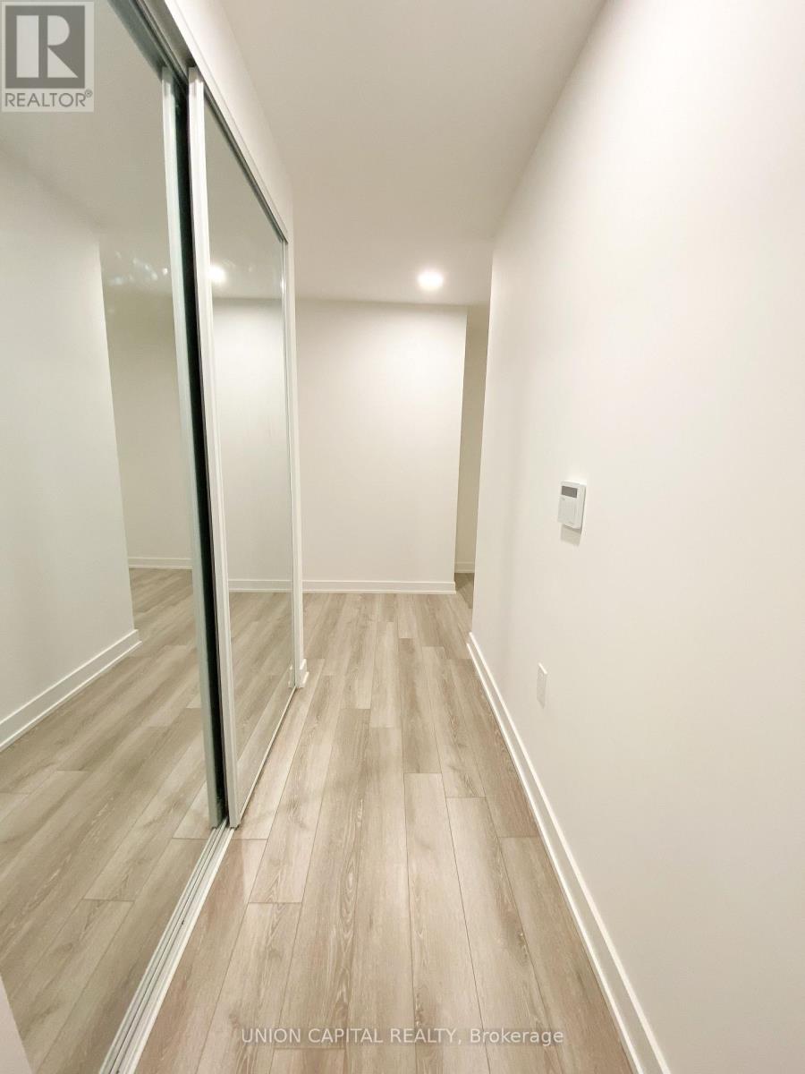 3206 - 238 Simcoe Street, Toronto, Ontario  M5T 0E2 - Photo 3 - C12718698