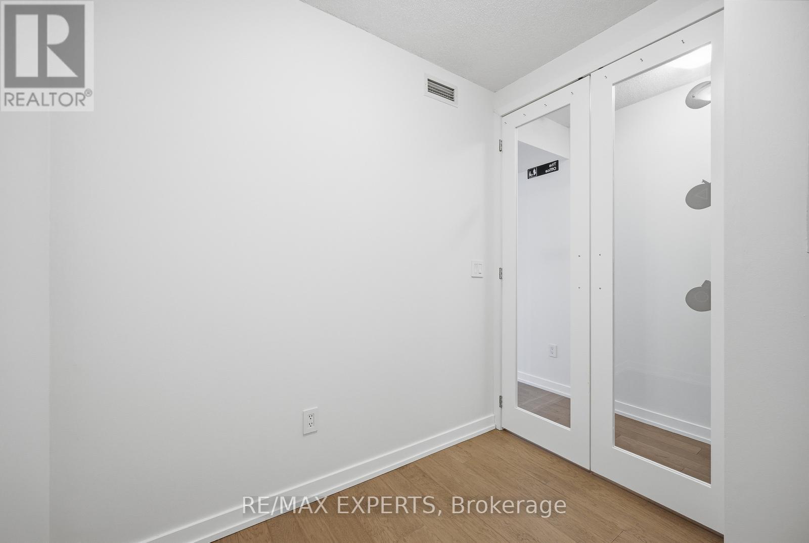 3202 - 35 Mariner Terrace, Toronto, Ontario  M5V 3V9 - Photo 22 - C12718742
