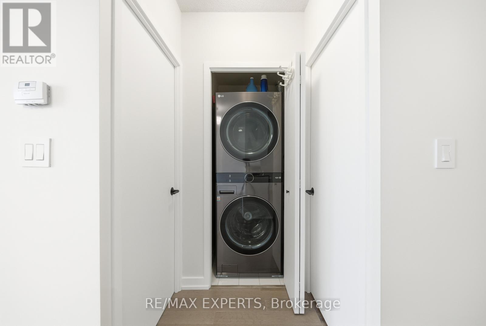 3202 - 35 Mariner Terrace, Toronto, Ontario  M5V 3V9 - Photo 24 - C12718742