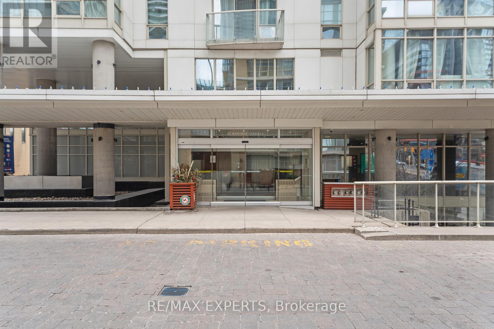 3202 - 35 Mariner Terrace, Toronto, Ontario  M5V 3V9 - Photo 35 - C12718742