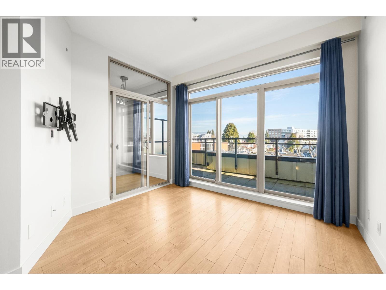 Ph8 688 E 17th Avenue, Vancouver, British Columbia  V5V 0A8 - Photo 13 - R3081651