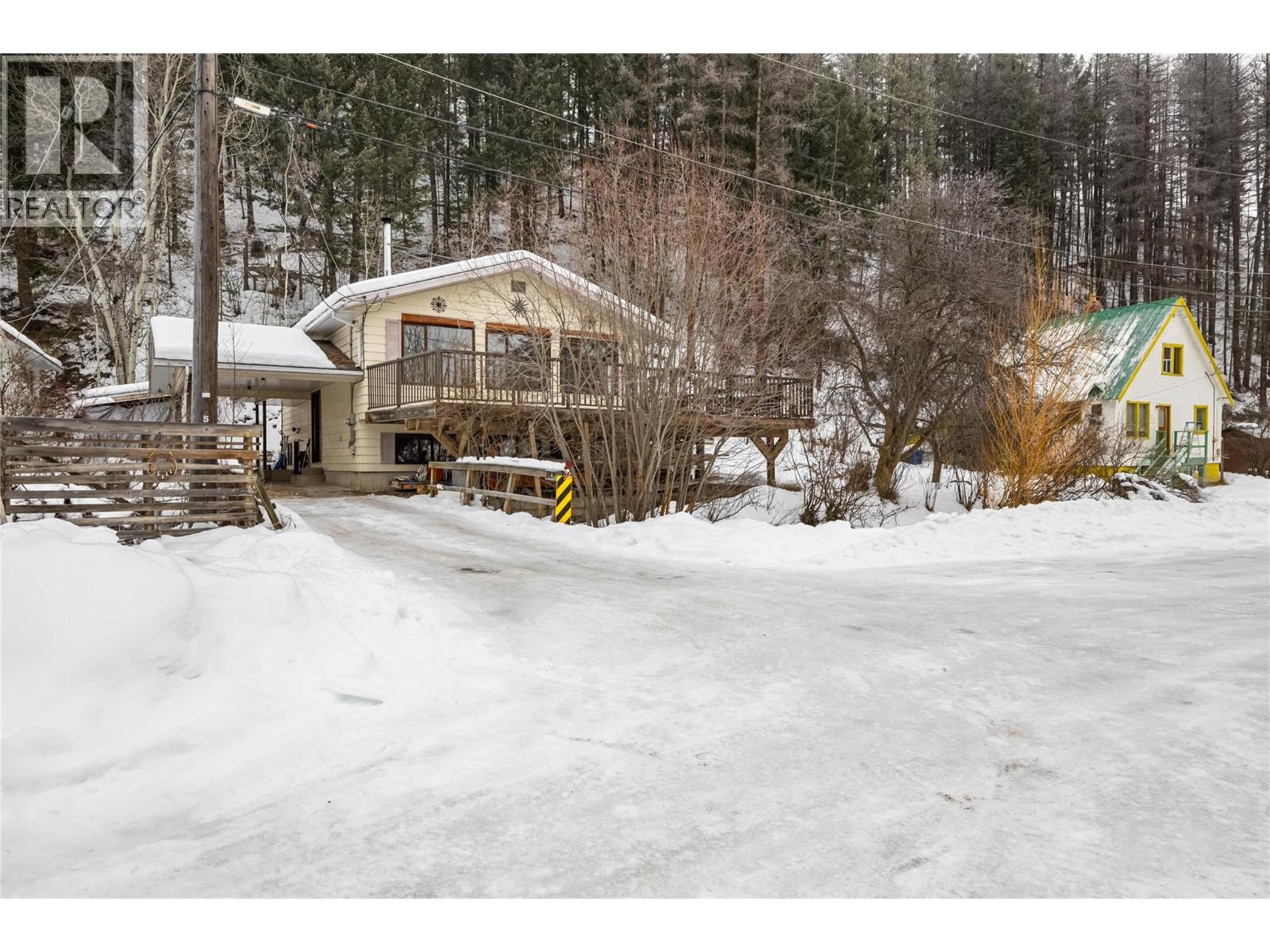 35 Waldie A Road, Kimberley, British Columbia  V1A 2L4 - Photo 1 - 10372651