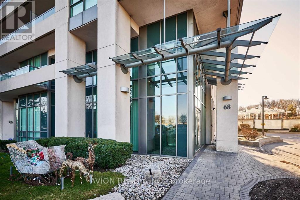 <div class="slider-price">$2,400 Monthly</div><p>1602 - 68 Grangeway Avenue, Toronto, Ontario</p>