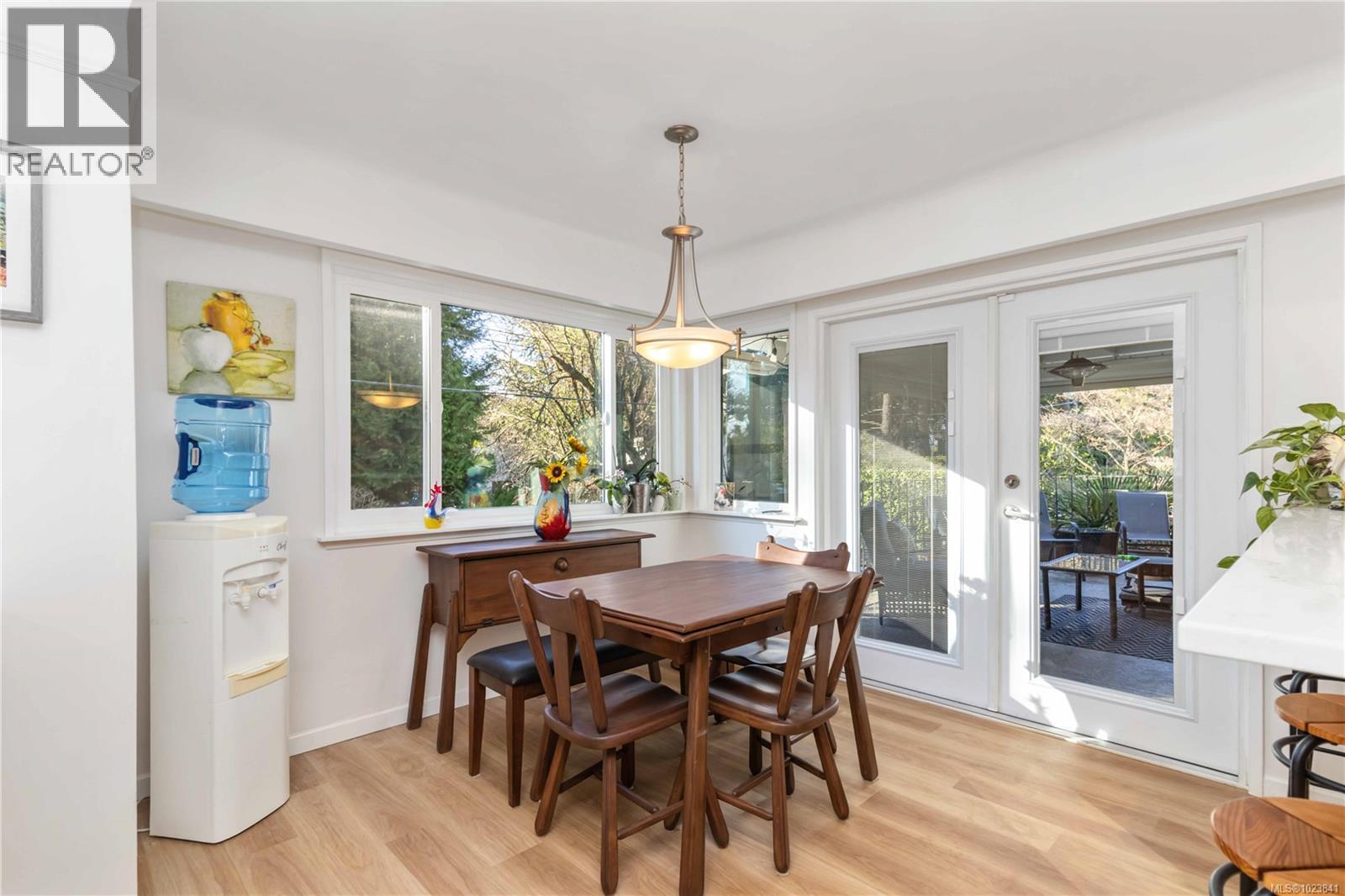 1827 Dunnett Cres, Saanich, British Columbia  V8N 2P4 - Photo 11 - 1023841