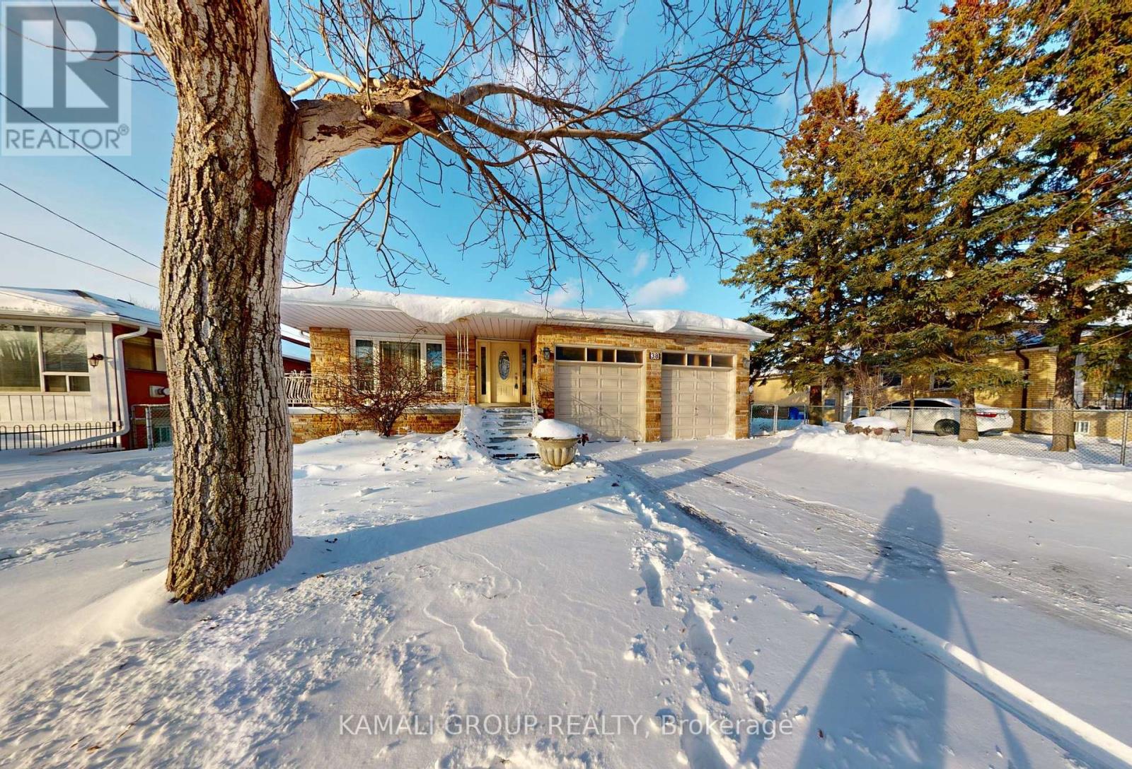 MAIN - 38 SPRUCE AVENUE, Richmond Hill, Ontario