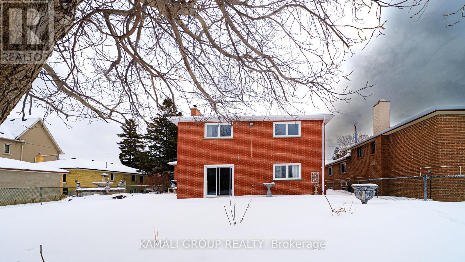 Main - 38 Spruce Avenue, Richmond Hill, Ontario  L4C 6W1 - Photo 23 - N12718734