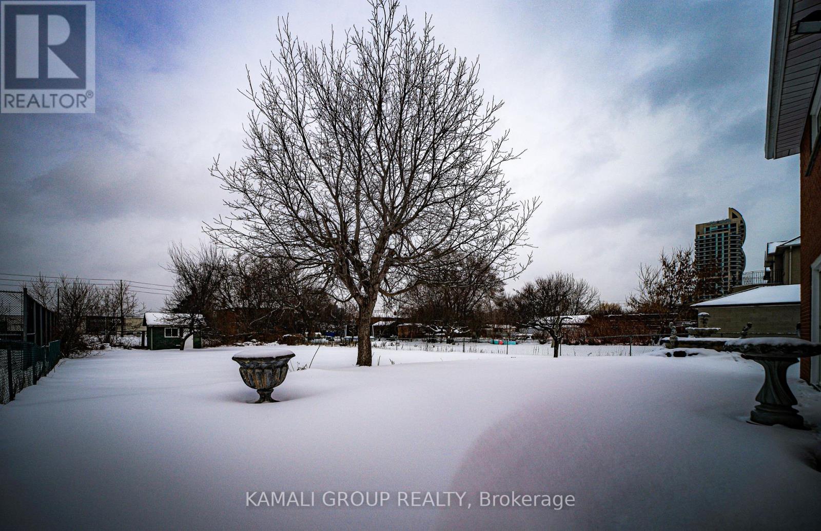 Main - 38 Spruce Avenue, Richmond Hill, Ontario  L4C 6W1 - Photo 25 - N12718734