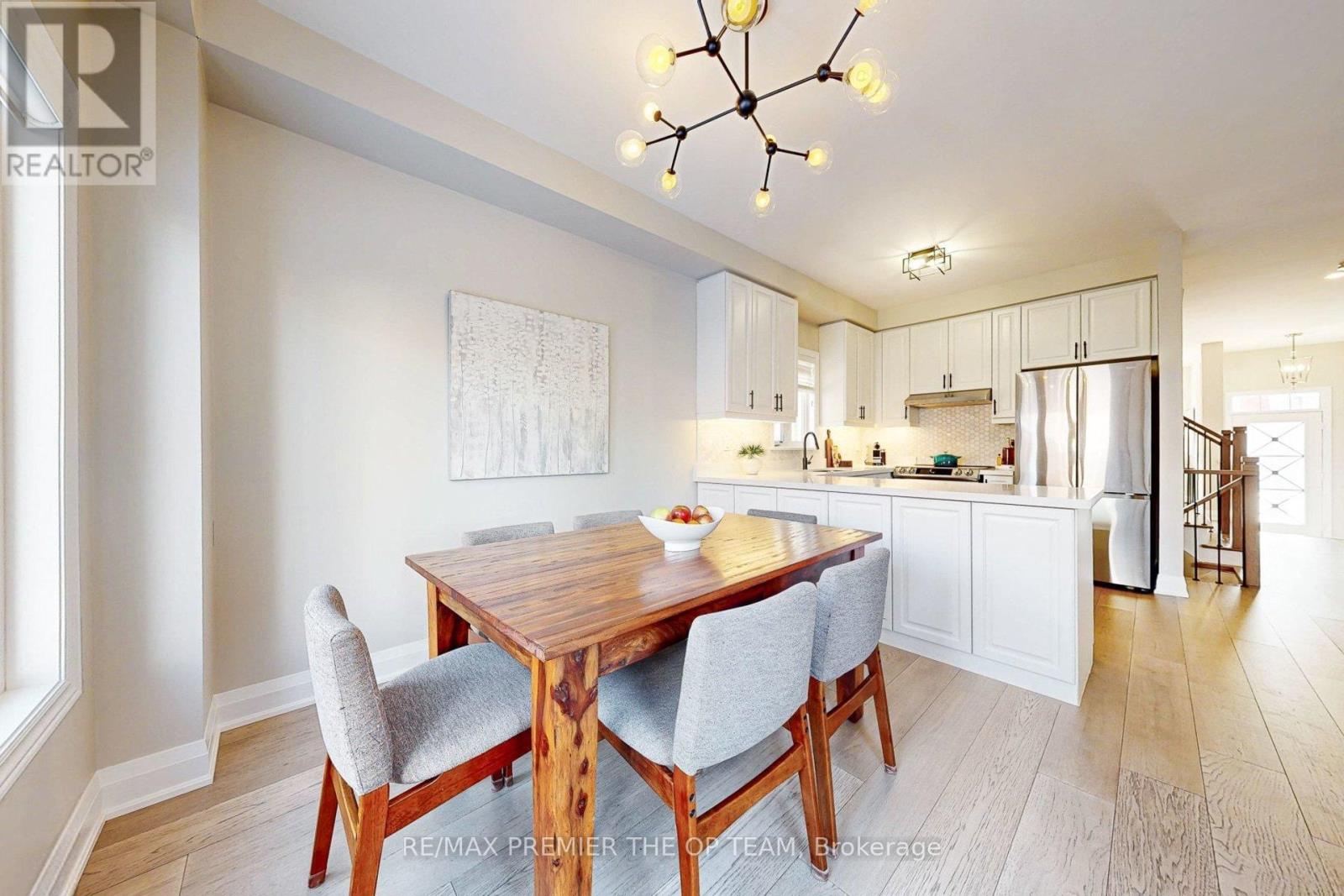 96 Saint Victor Drive, Vaughan, Ontario  L4H 3E9 - Photo 12 - N12718788