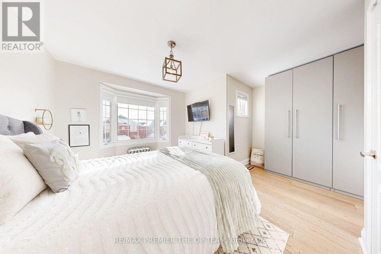 96 Saint Victor Drive, Vaughan, Ontario  L4H 3E9 - Photo 29 - N12718788