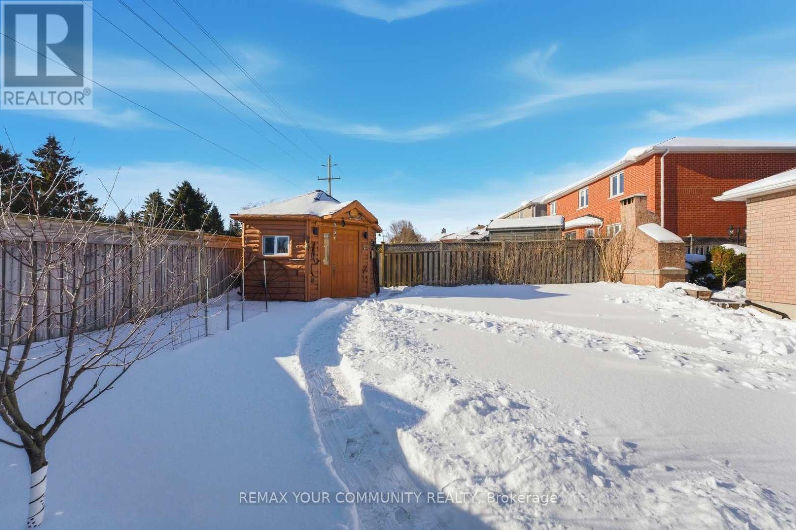 37 Saint Avenue, Bradford West Gwillimbury, Ontario  L3Z 3E6 - Photo 46 - N12718790