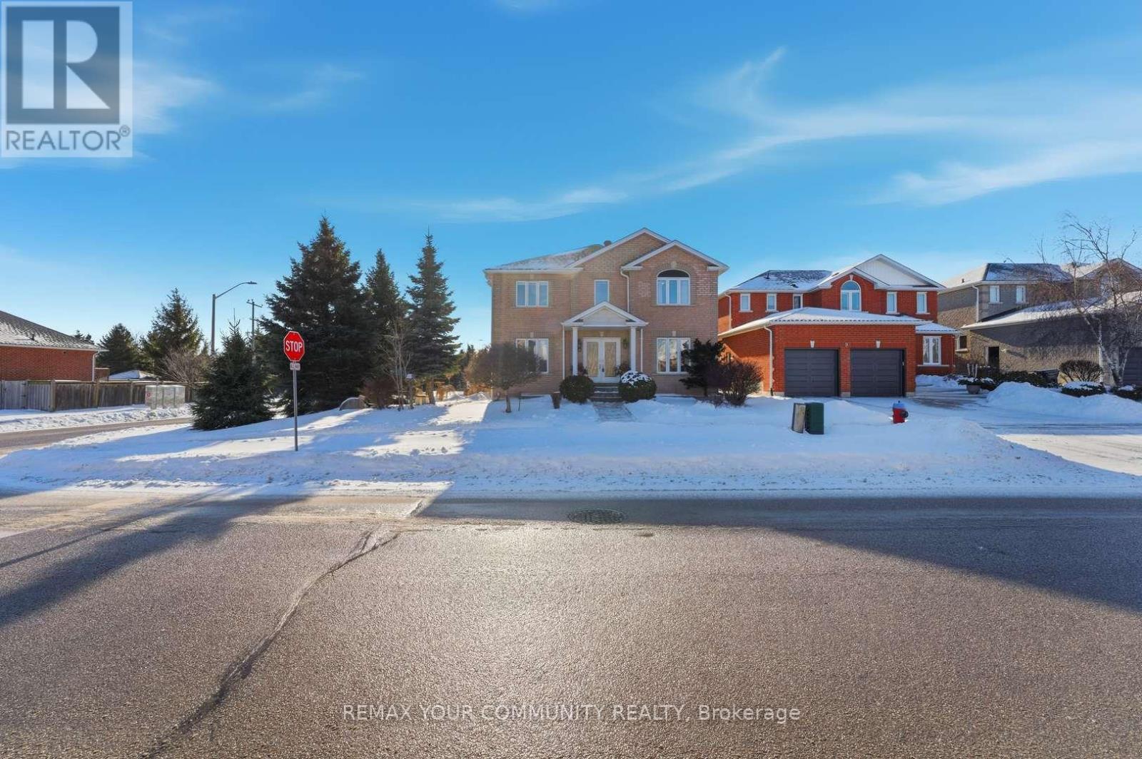 37 Saint Avenue, Bradford West Gwillimbury, Ontario  L3Z 3E6 - Photo 47 - N12718790