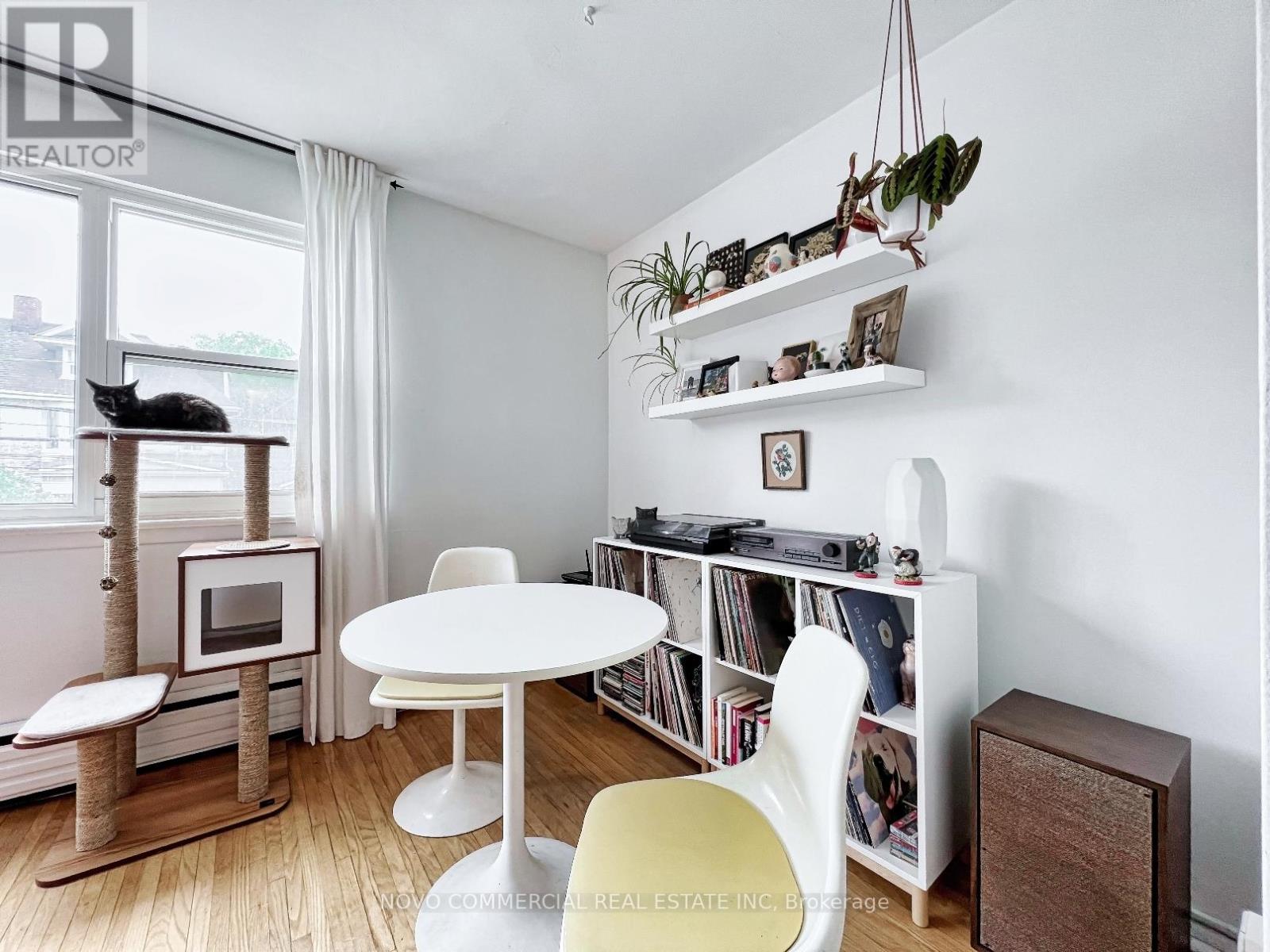 2nd Flr - 1658 Queen Street W, Toronto, Ontario  M6R 1B2 - Photo 5 - W12718774