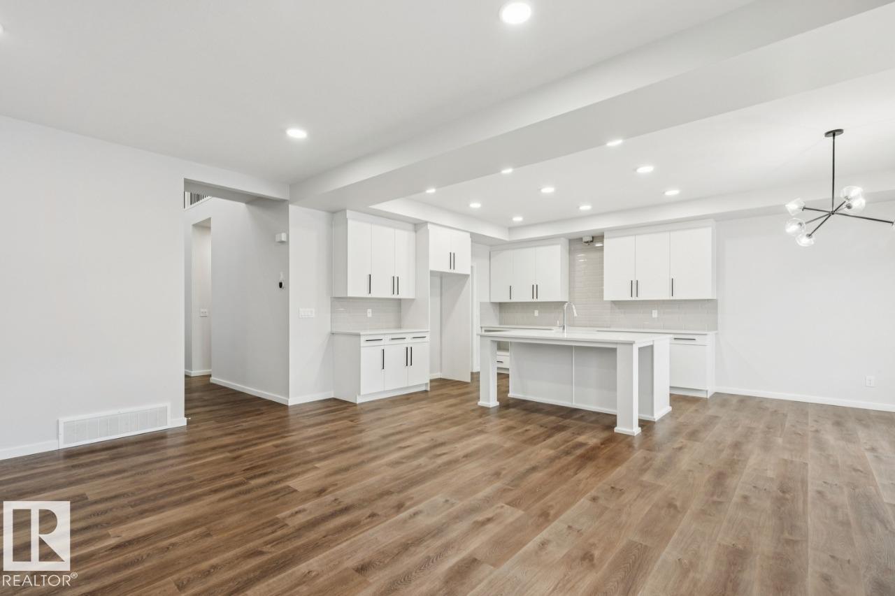 7618 Kimiwan Cr Sw, Edmonton, Alberta  T6W 5N6 - Photo 7 - E4470111