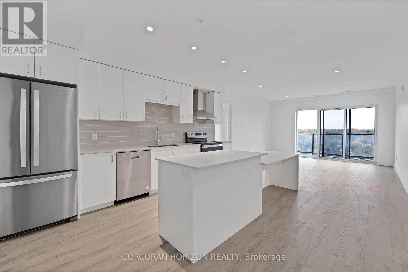 1904 - 15 Glebe Street, Cambridge, Ontario  N1S 0C3 - Photo 1 - X12718794