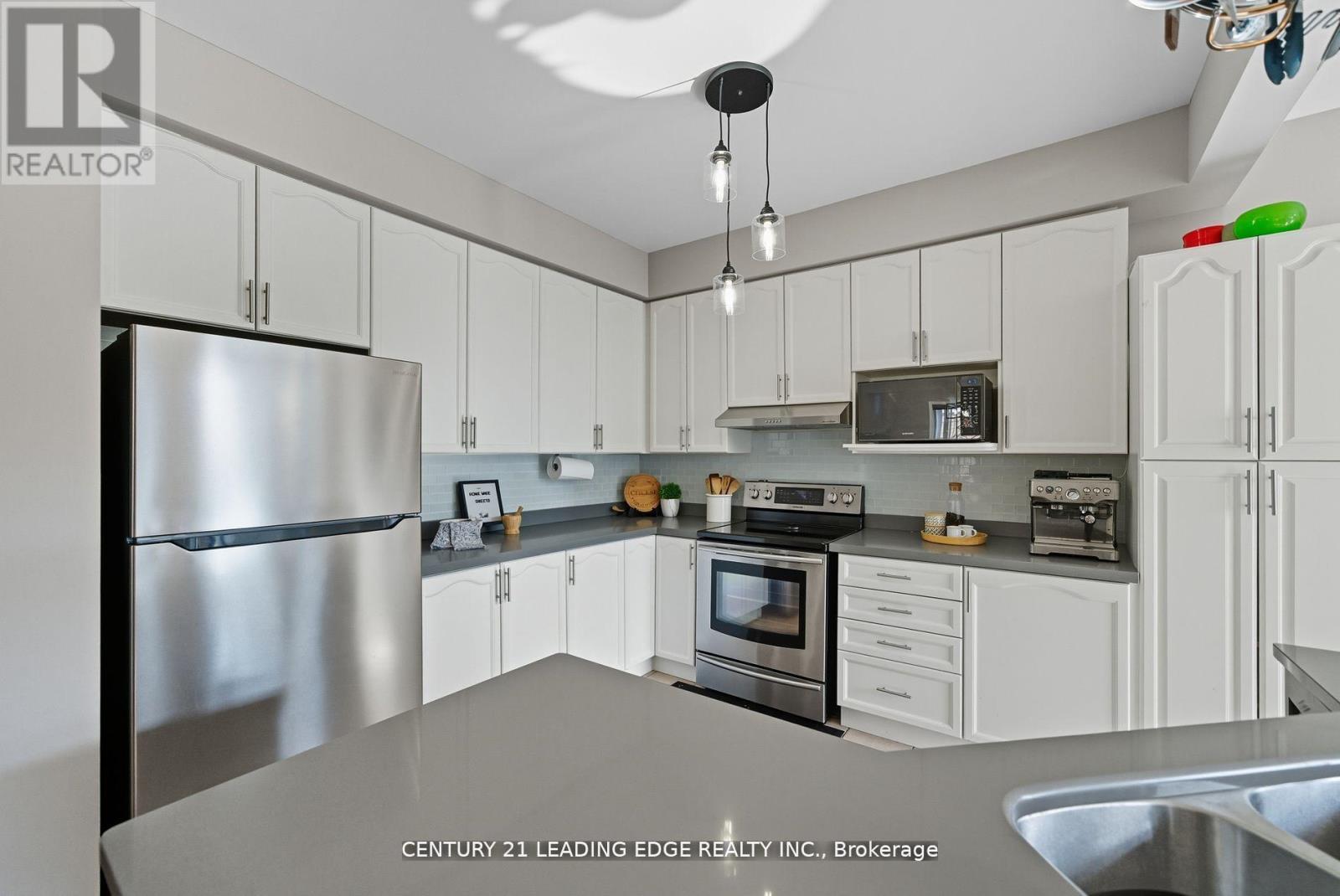 84 Tallships Drive, Whitby (Port Whitby), Ontario  L1N 9X5 - Photo 17 - E12634472