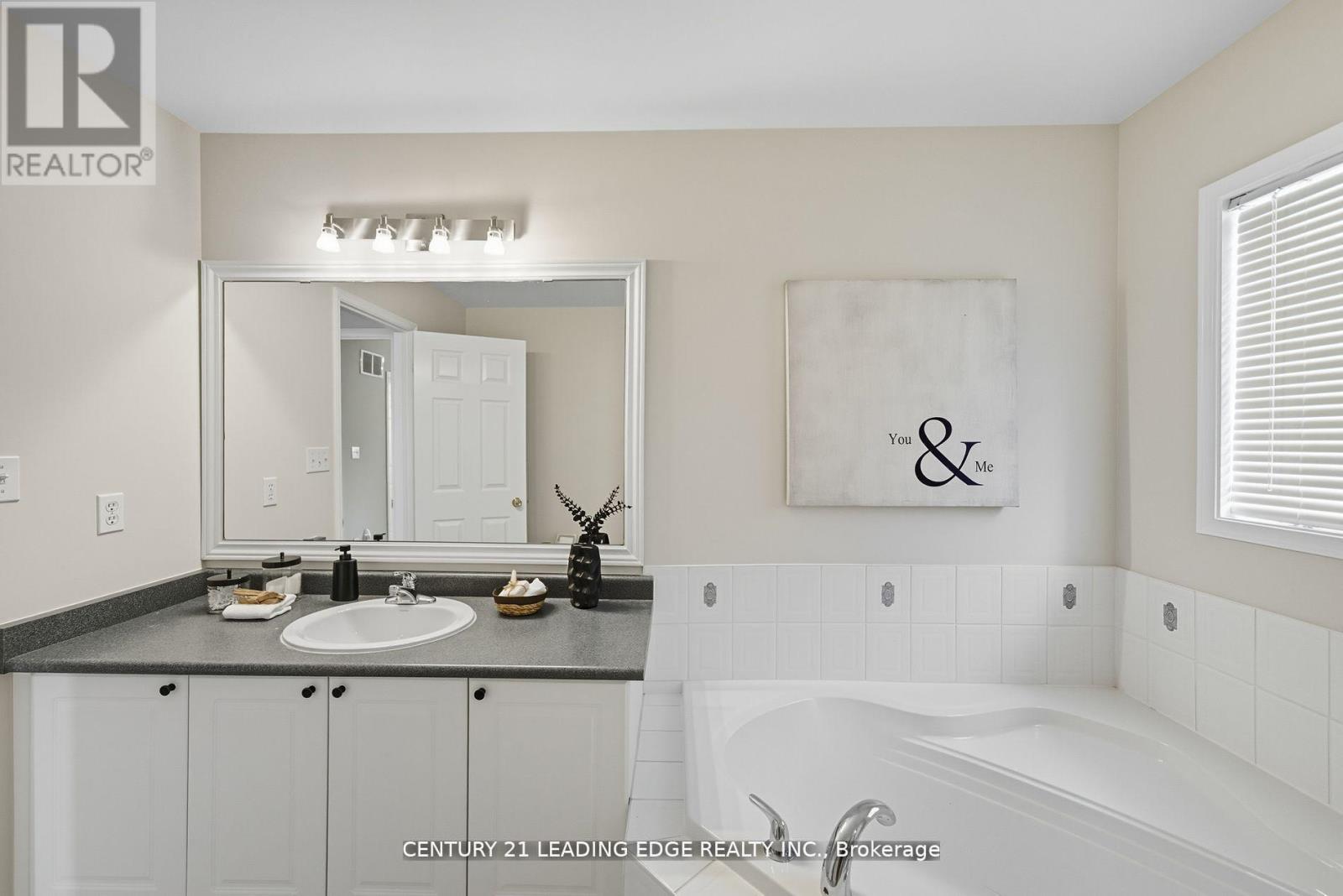 84 Tallships Drive, Whitby (Port Whitby), Ontario  L1N 9X5 - Photo 33 - E12634472