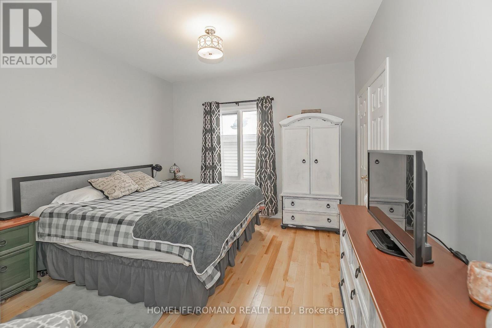 25 Bedell Crescent, Whitby, Ontario  L1R 2N8 - Photo 18 - E12718258