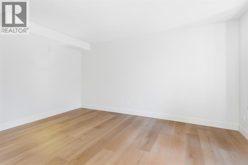 91 Deerfield Drive Se, Calgary, Alberta  T2J 6T9 - Photo 7 - A2263400