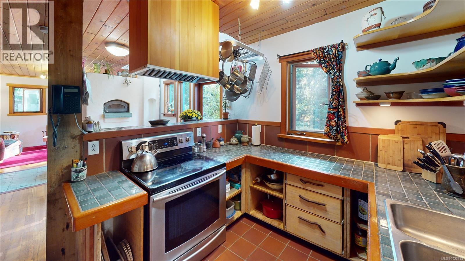 948 Harrison Way, Gabriola Island, British Columbia  V0R 1X2 - Photo 6 - 1023895