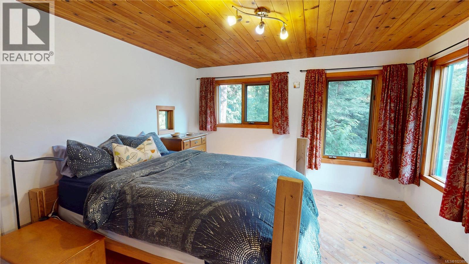 948 Harrison Way, Gabriola Island, British Columbia  V0R 1X2 - Photo 7 - 1023895